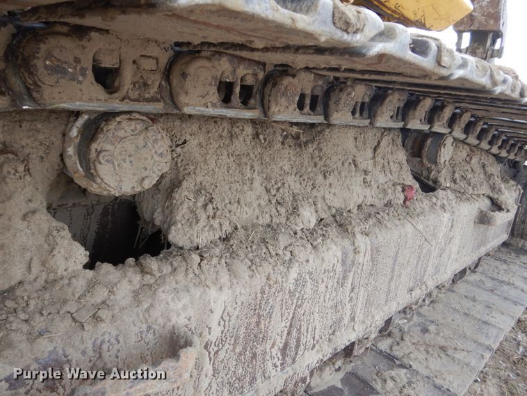 image for item IU9783 2004 Komatsu PC220LC-7L  excavator