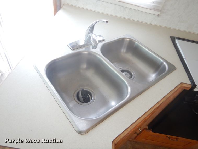 image for item KO9060 1999 Forest River Georgetown  RV