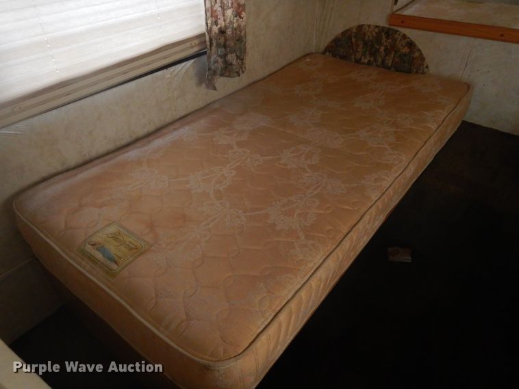 image for item KO9060 1999 Forest River Georgetown  RV