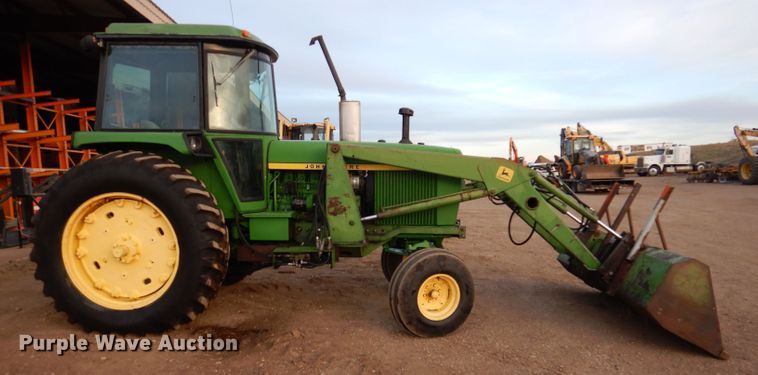 image for item KY9508 1974 John Deere 4230  tractor