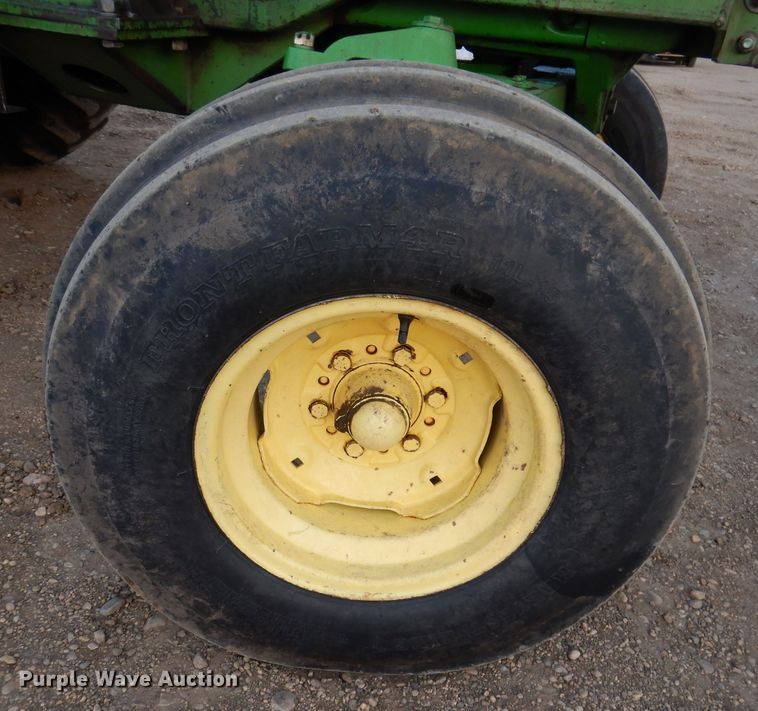 image for item KY9508 1974 John Deere 4230  tractor