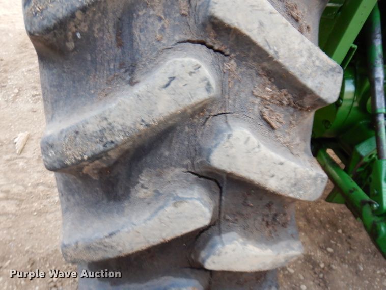 image for item KY9508 1974 John Deere 4230  tractor