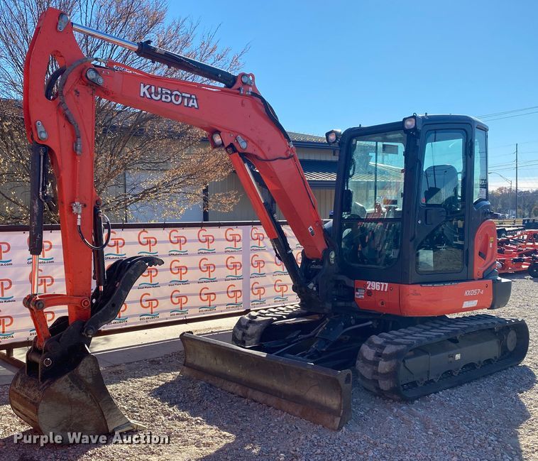 image for item DL6735 2018 Kubota KX057-4  mini excavator