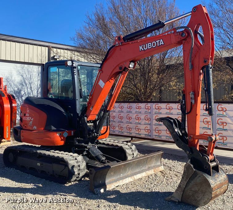 image for item DL6735 2018 Kubota KX057-4  mini excavator