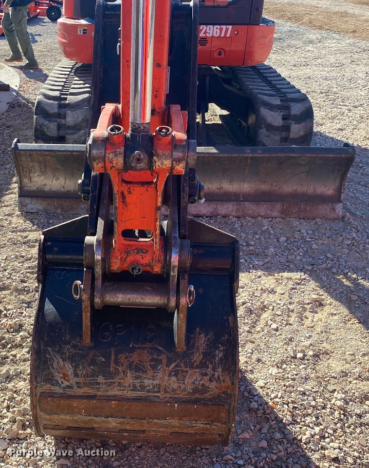 image for item DL6735 2018 Kubota KX057-4  mini excavator