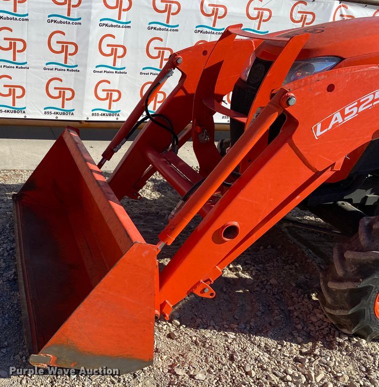 image for item DL6741 2019 Kubota L3301DT  MFWD tractor