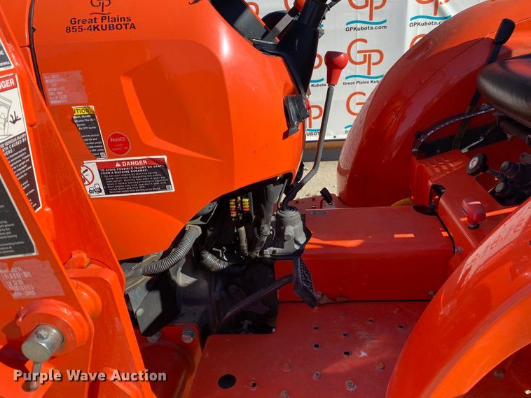 image for item DL6741 2019 Kubota L3301DT  MFWD tractor