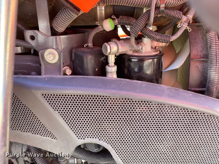 image for item DL6741 2019 Kubota L3301DT  MFWD tractor