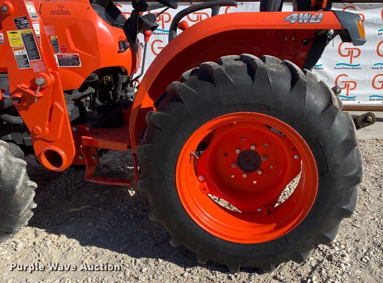 image for item DL6741 2019 Kubota L3301DT  MFWD tractor