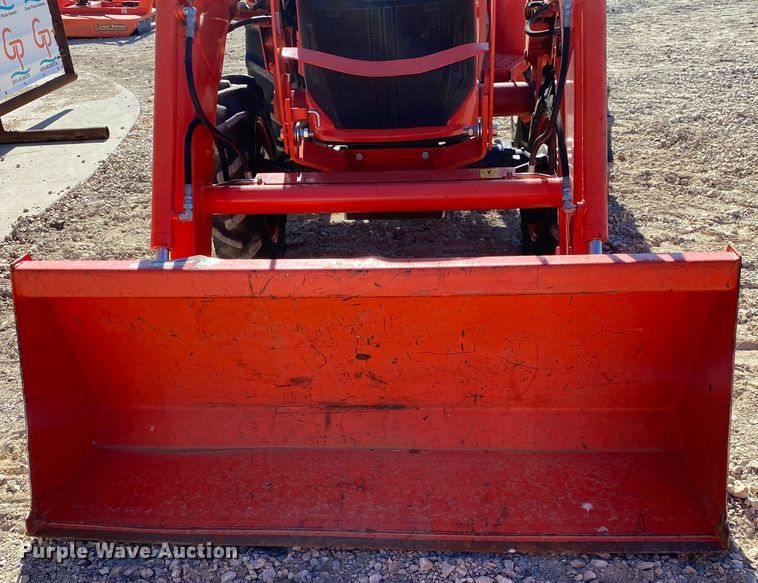 image for item DL6745 2019 Kubota L3301DT  MFWD tractor