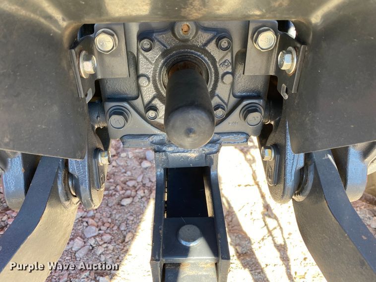 image for item DL6745 2019 Kubota L3301DT  MFWD tractor