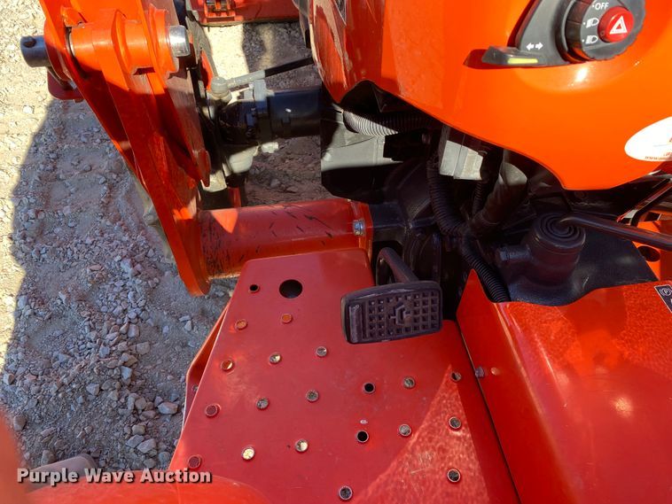 image for item DL6745 2019 Kubota L3301DT  MFWD tractor