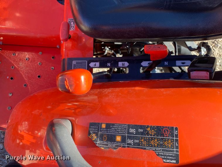 image for item DL6745 2019 Kubota L3301DT  MFWD tractor