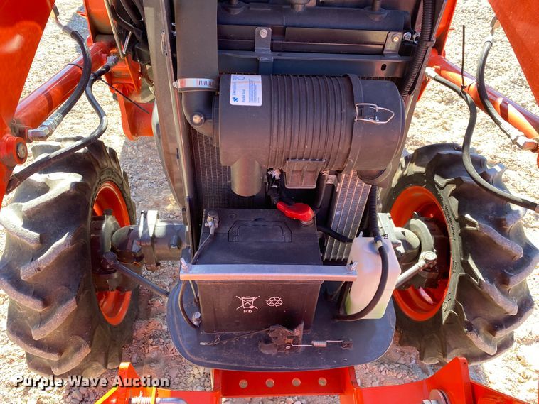 image for item DL6745 2019 Kubota L3301DT  MFWD tractor