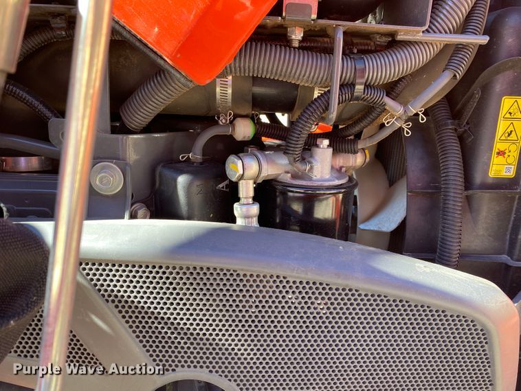 image for item DL6745 2019 Kubota L3301DT  MFWD tractor