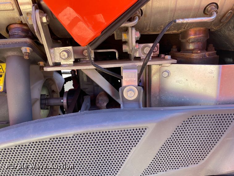 image for item DL6745 2019 Kubota L3301DT  MFWD tractor