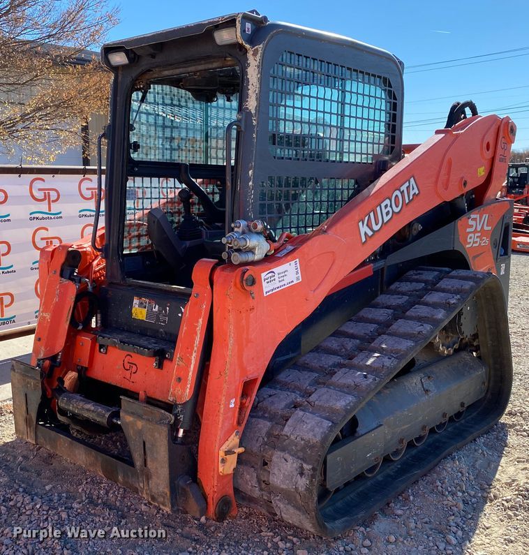 image for item DL6749 2019 Kubota SVL95-2S  tracked skid steer loader