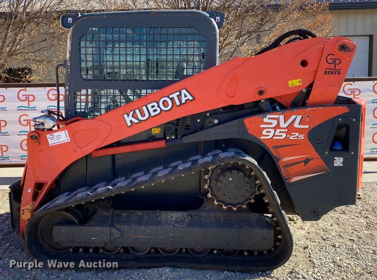 image for item DL6749 2019 Kubota SVL95-2S  tracked skid steer loader