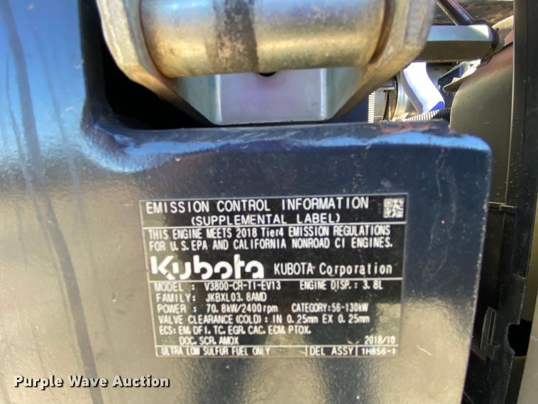 image for item DL6749 2019 Kubota SVL95-2S  tracked skid steer loader