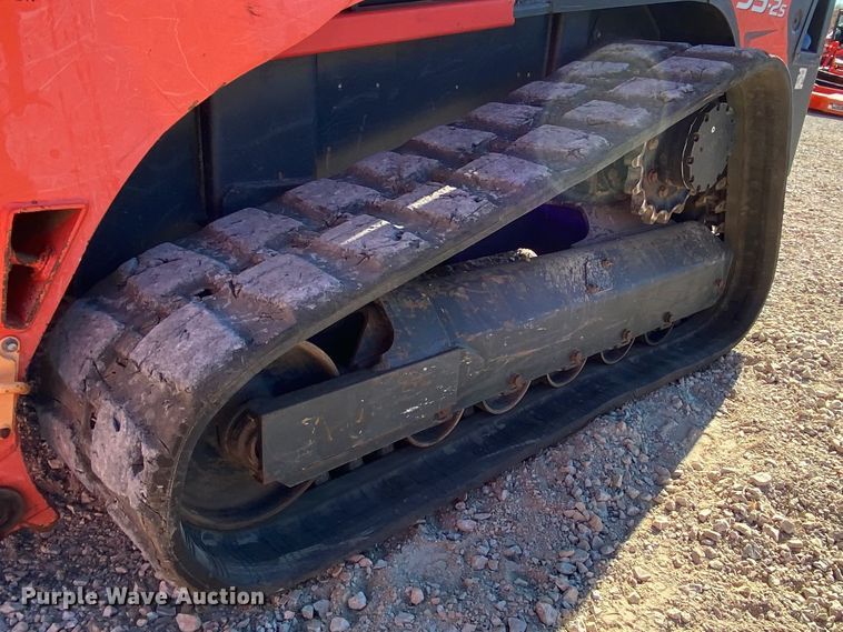 image for item DL6749 2019 Kubota SVL95-2S  tracked skid steer loader
