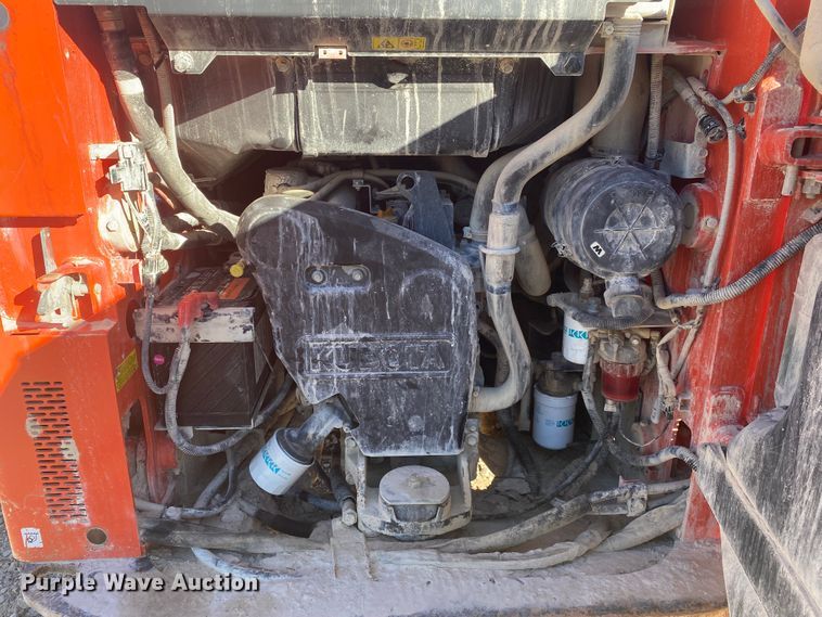 image for item DL6750 2016 Kubota SSV75  skid steer loader