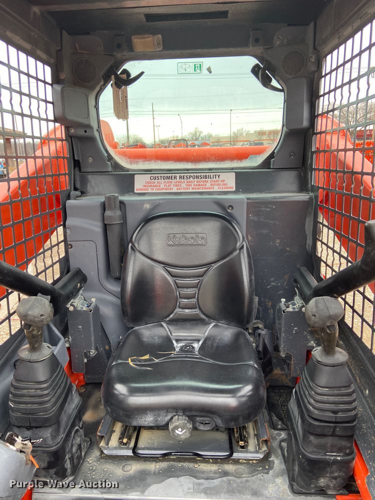 image for item DL6750 2016 Kubota SSV75  skid steer loader