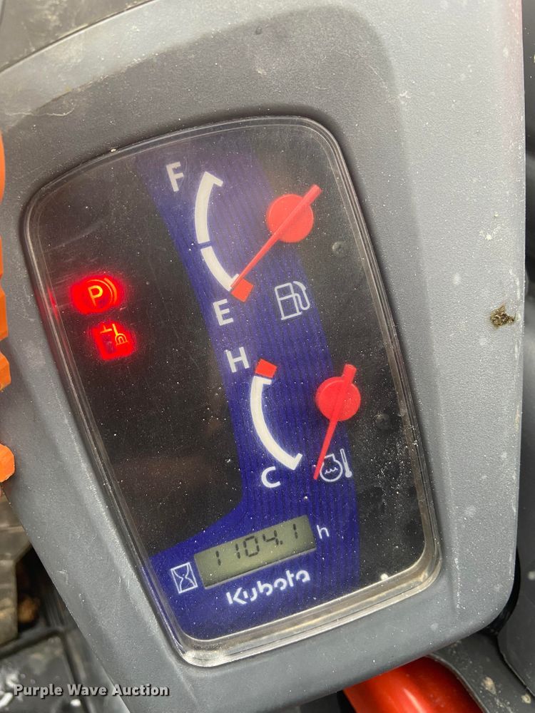 image for item DL6750 2016 Kubota SSV75  skid steer loader