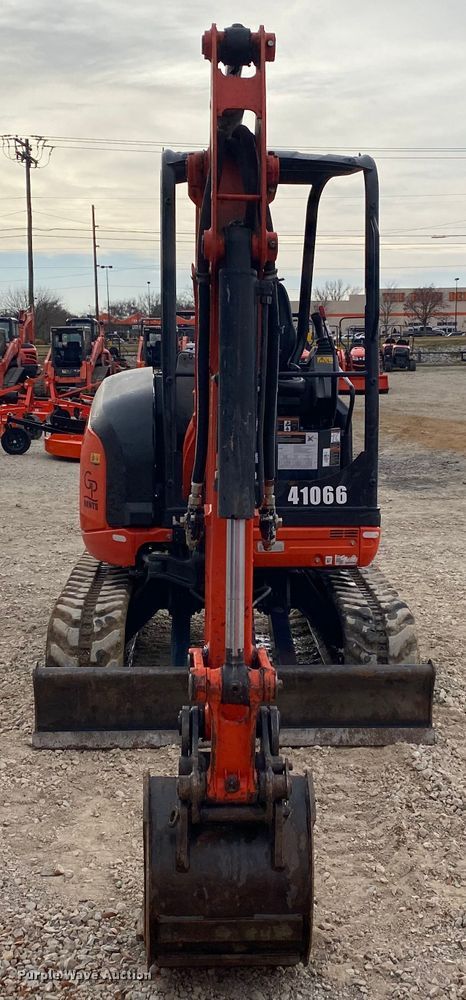 image for item DL6751 2020 Kubota U27-4  mini excavator