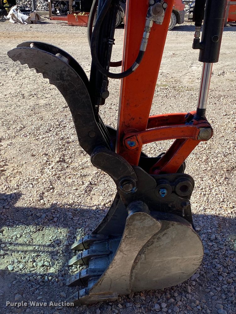 image for item DL6753 2020 Kubota U35-4  mini excavator