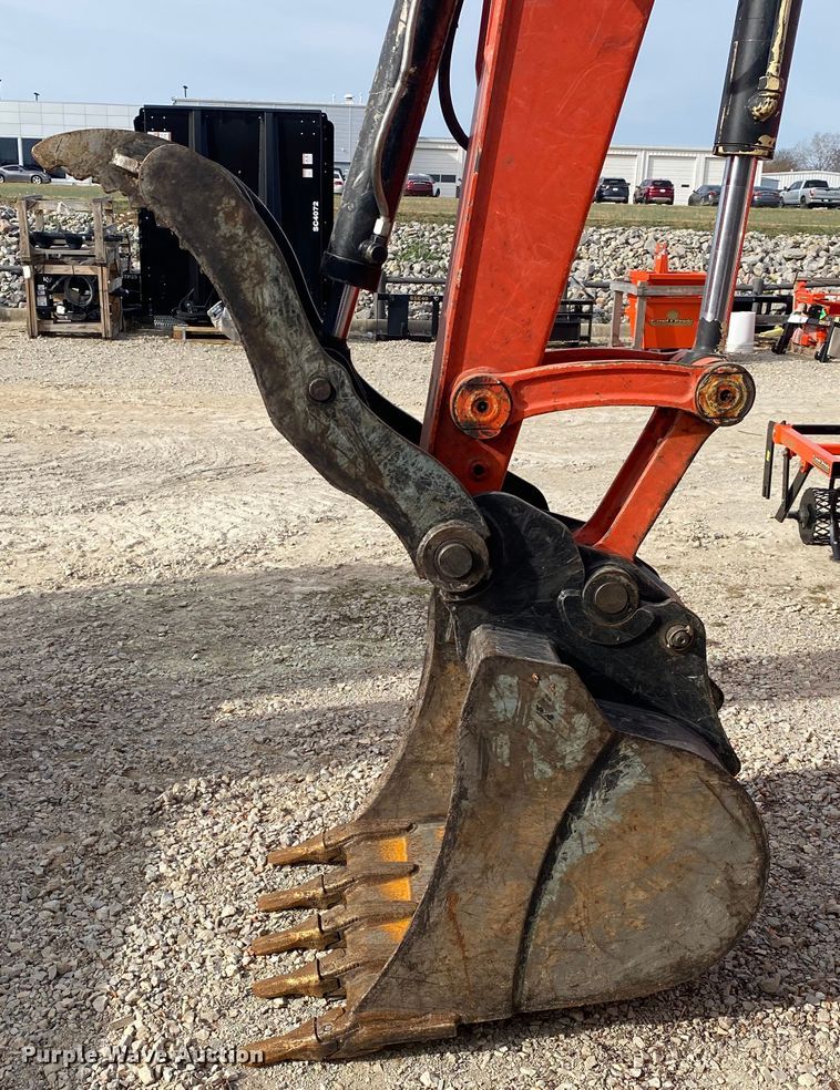 image for item DL6754 2019 Kubota KX080-4SR3A  mini excavator