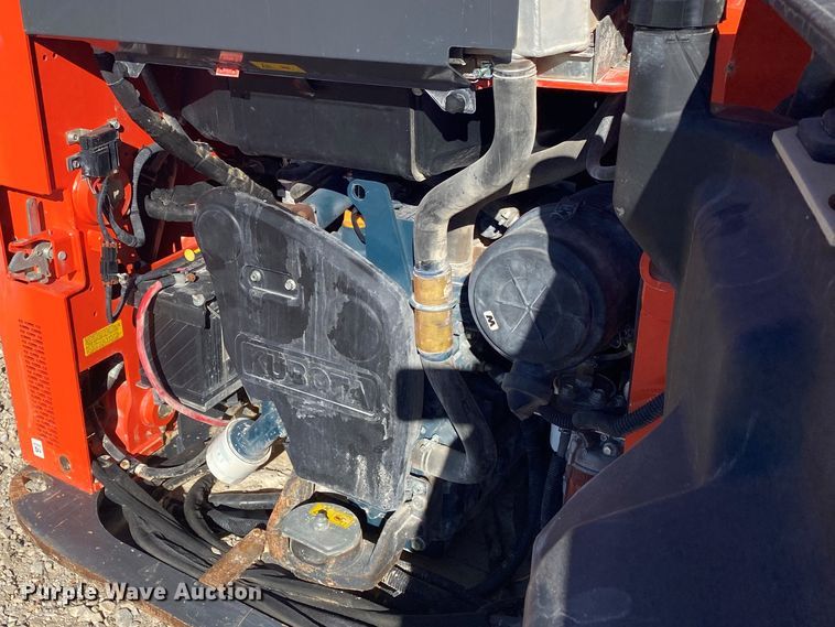 image for item DL6755 2016 Kubota SSV75  skid steer loader