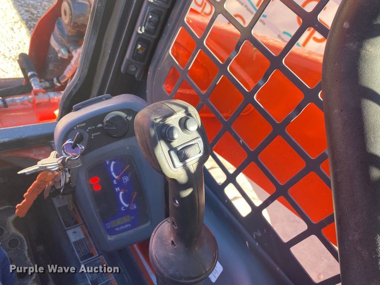 image for item DL6755 2016 Kubota SSV75  skid steer loader