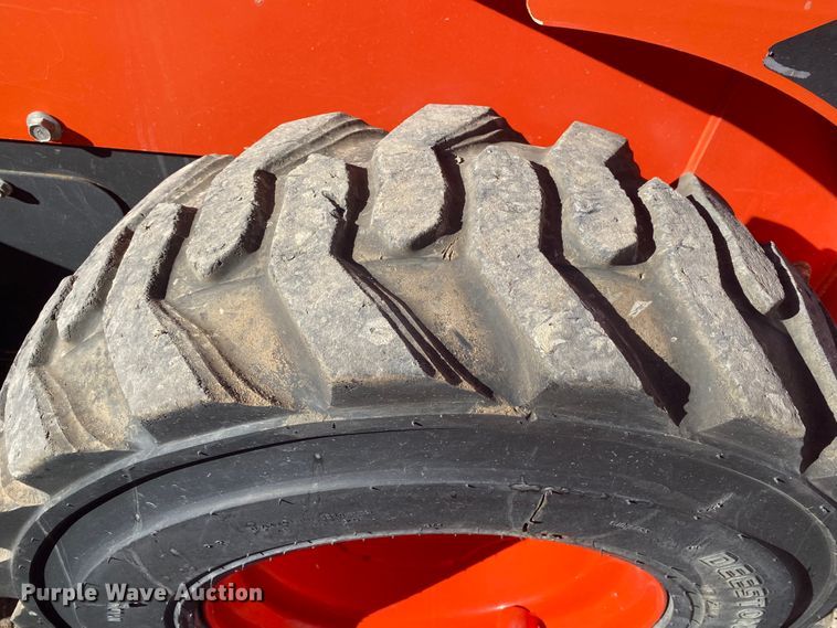 image for item DL6755 2016 Kubota SSV75  skid steer loader