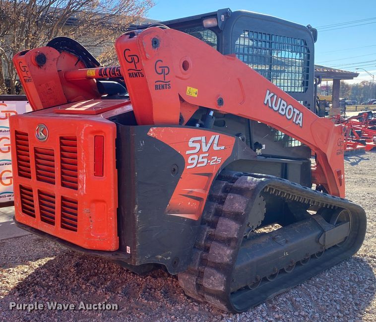 image for item DL6756 2019 Kubota SVL95-2S  tracked skid steer loader