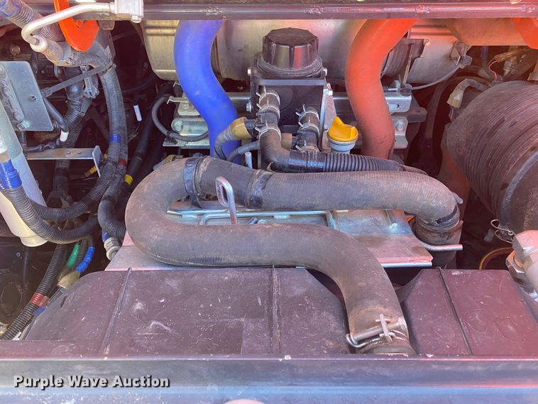 image for item DL6756 2019 Kubota SVL95-2S  tracked skid steer loader