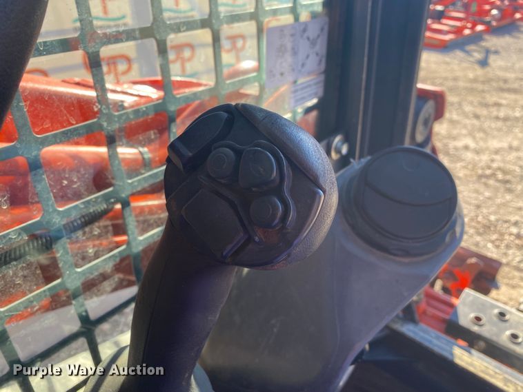 image for item DL6756 2019 Kubota SVL95-2S  tracked skid steer loader