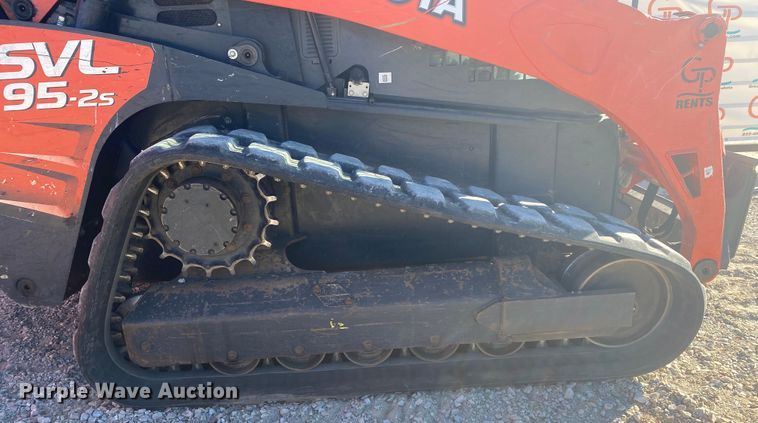 image for item DL6756 2019 Kubota SVL95-2S  tracked skid steer loader