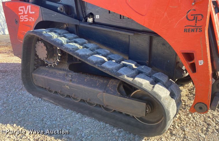 image for item DL6756 2019 Kubota SVL95-2S  tracked skid steer loader