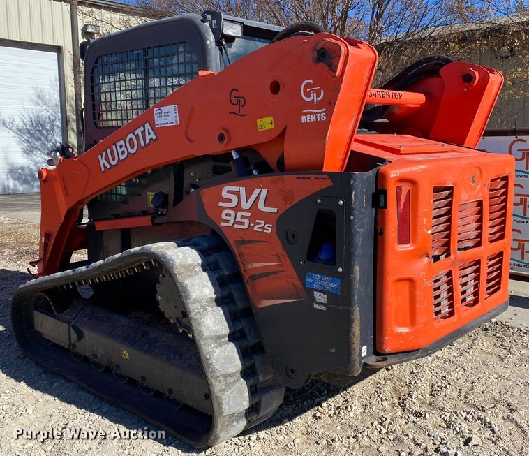 image for item DL6757 2019 Kubota SVL95-2S  tracked skid steer loader
