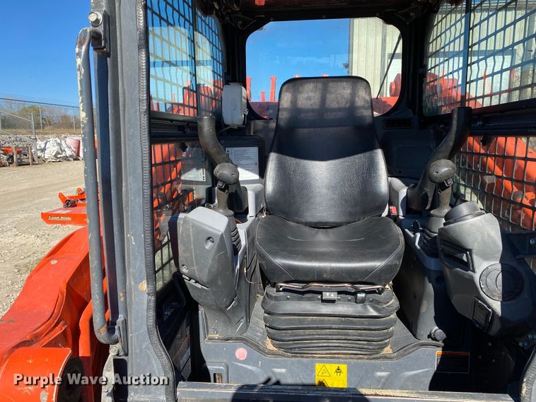 image for item DL6757 2019 Kubota SVL95-2S  tracked skid steer loader