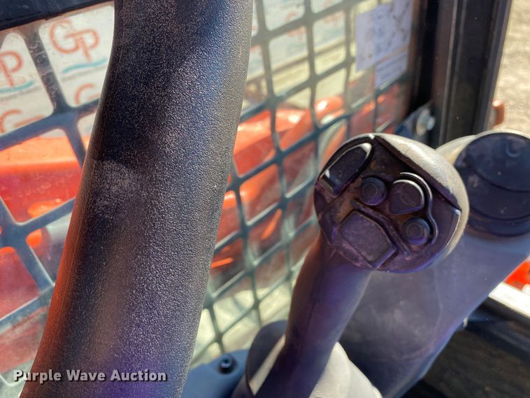 image for item DL6757 2019 Kubota SVL95-2S  tracked skid steer loader