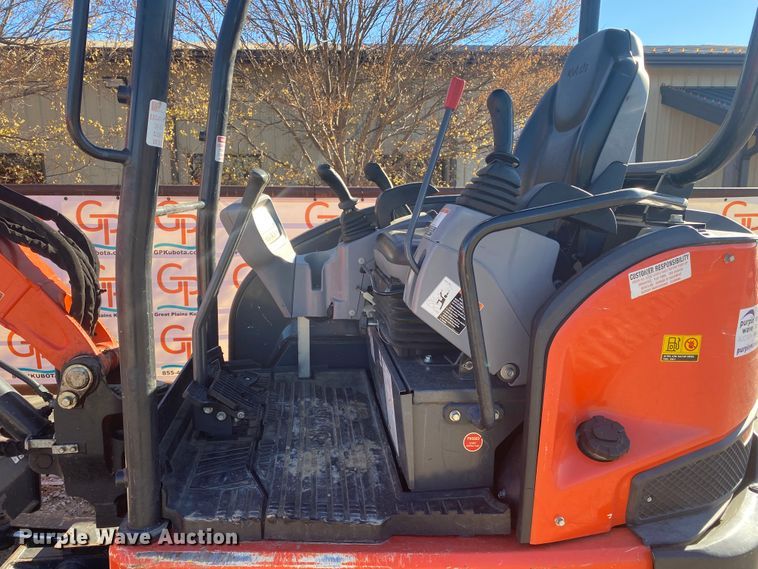 image for item DL6758 2017 Kubota U35-4  mini excavator