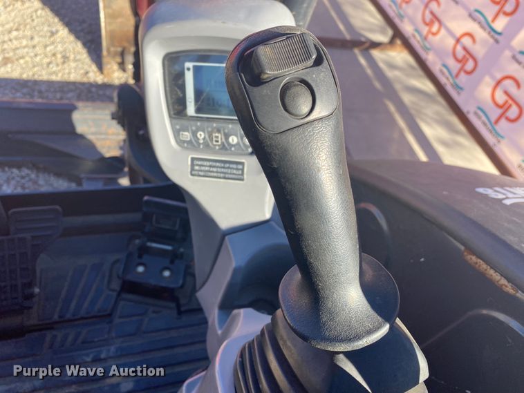 image for item DL6758 2017 Kubota U35-4  mini excavator