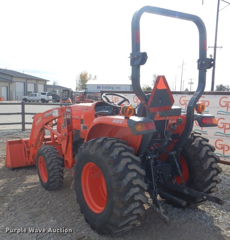 image for item DL6762 2019 Kubota L3301HST  MFWD tractor