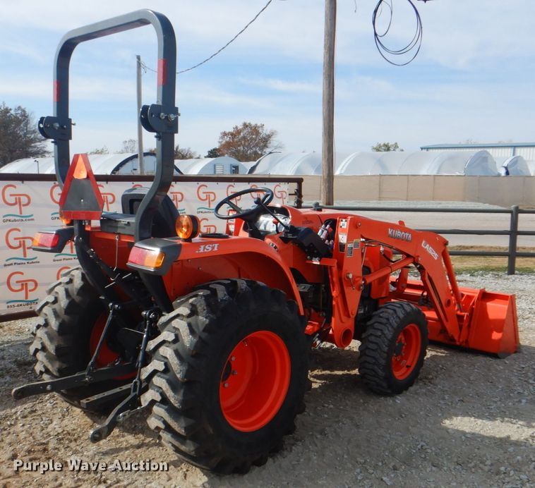 image for item DL6762 2019 Kubota L3301HST  MFWD tractor