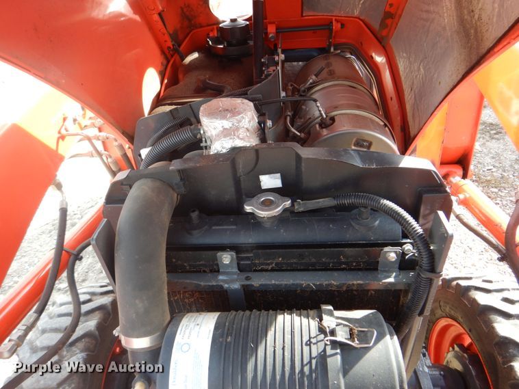 image for item DL6762 2019 Kubota L3301HST  MFWD tractor