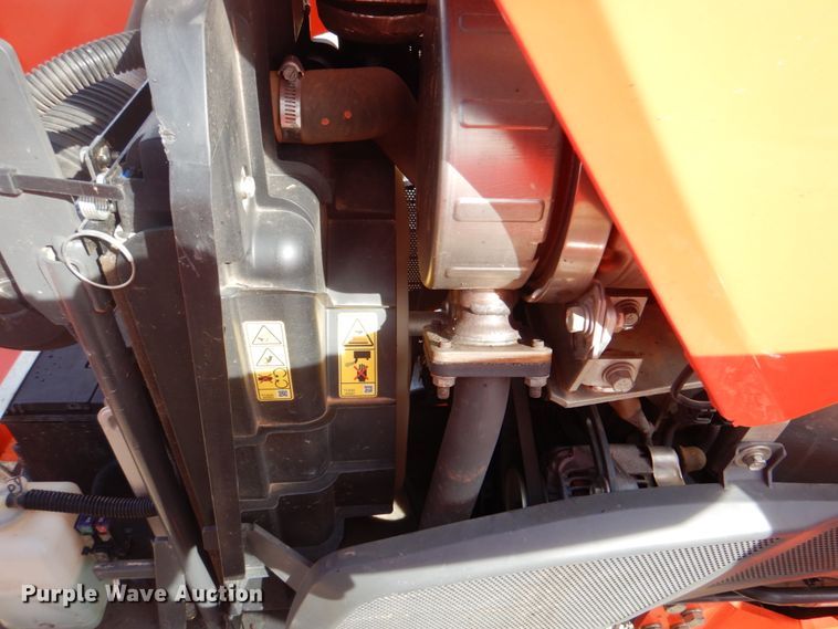 image for item DL6762 2019 Kubota L3301HST  MFWD tractor