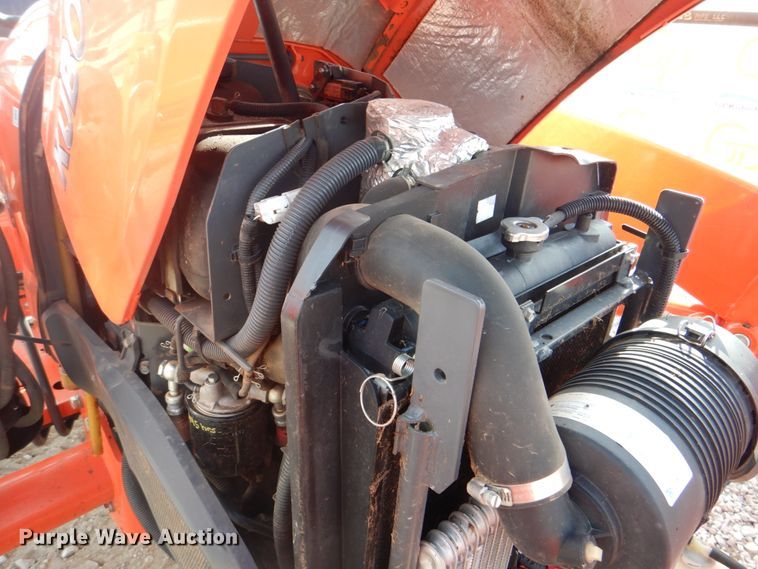 image for item DL6762 2019 Kubota L3301HST  MFWD tractor