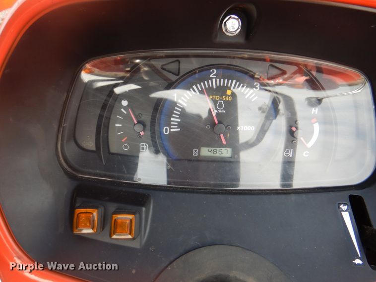 image for item DL6762 2019 Kubota L3301HST  MFWD tractor