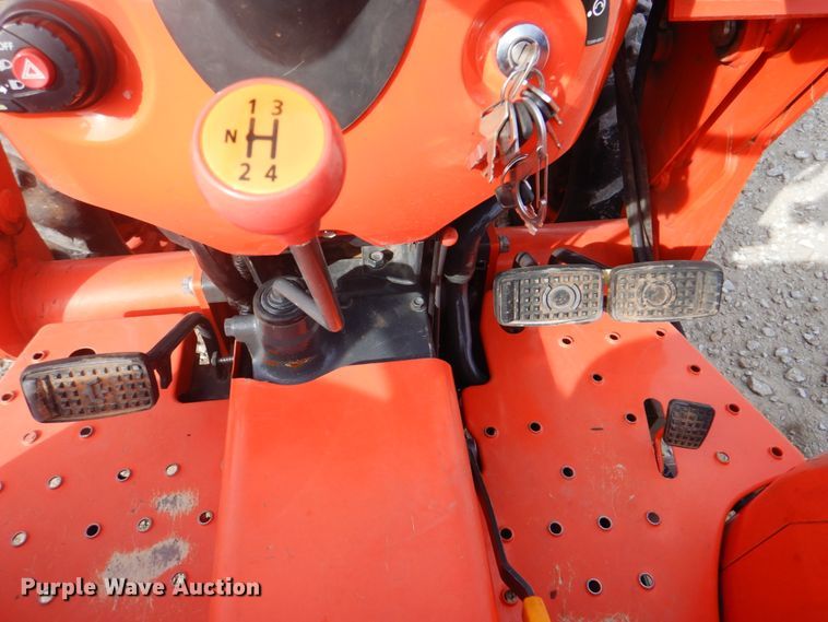 image for item DL6763 2020 Kubota L3901DT  MFWD tractor